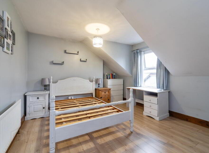 71 Dunluce Avenue, Belfast, BT9 7AW