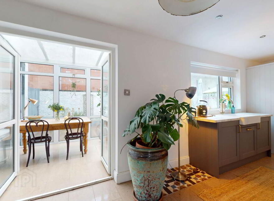 12 Rossdowney Park, Waterside, Derry / Londonderry, BT47 5NR