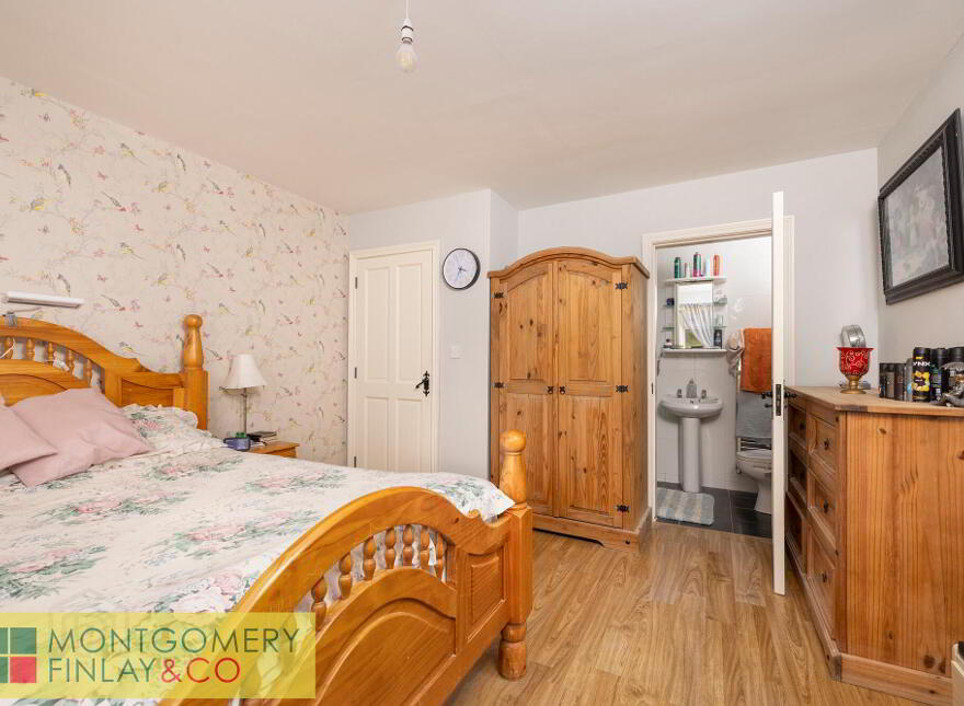 274 Lough Shore Road, Cosbystown, Enniskillen, BT74 5NH