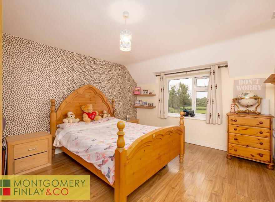 274 Lough Shore Road, Cosbystown, Enniskillen, BT74 5NH