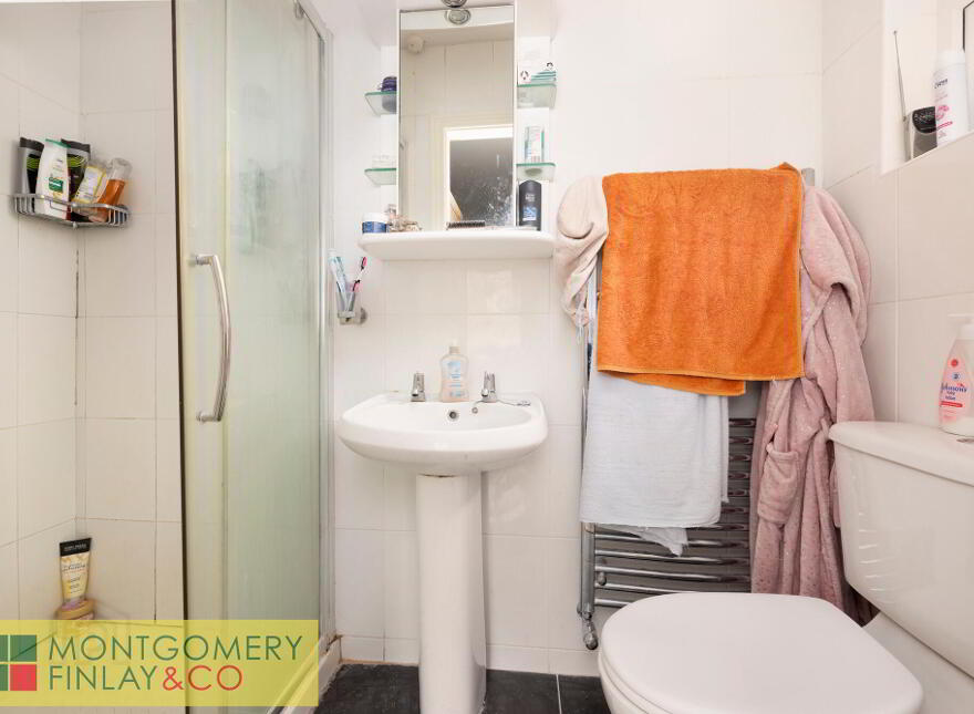 274 Lough Shore Road, Cosbystown, Enniskillen, BT74 5NH