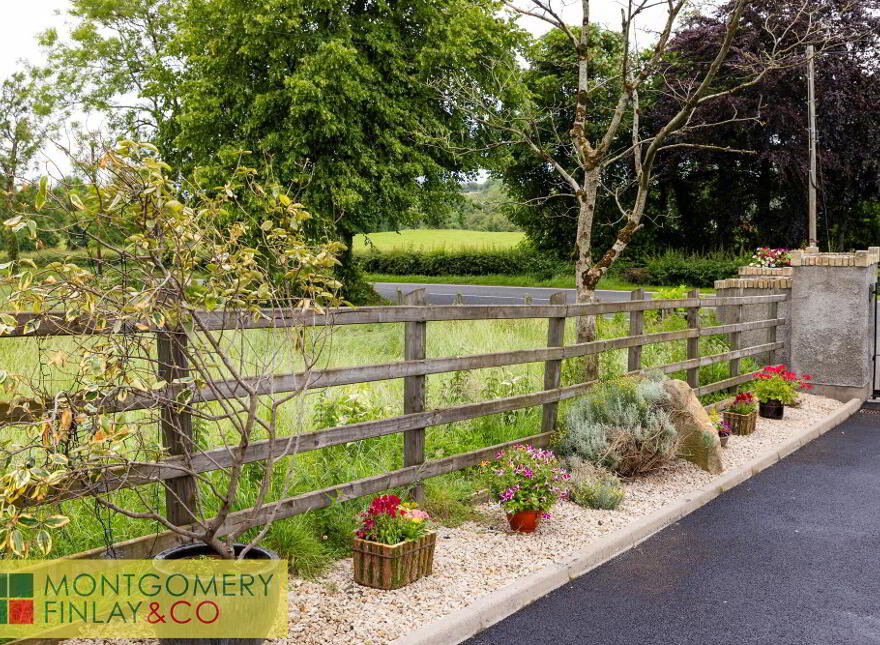 274 Lough Shore Road, Cosbystown, Enniskillen, BT74 5NH