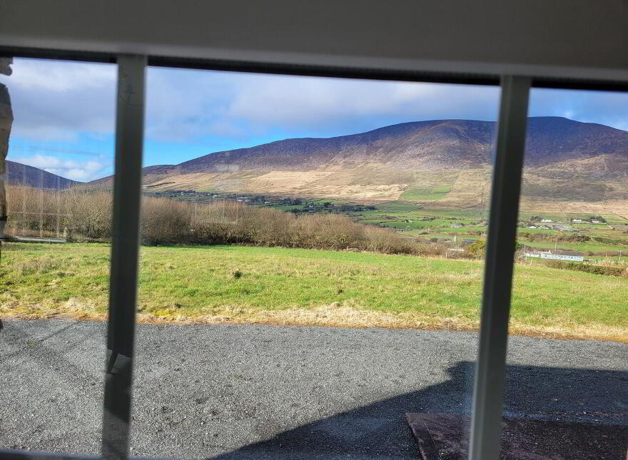 For Sale - Castlequinn Lodge, Gortmore, Kells, Cahersiveen, V23HX59