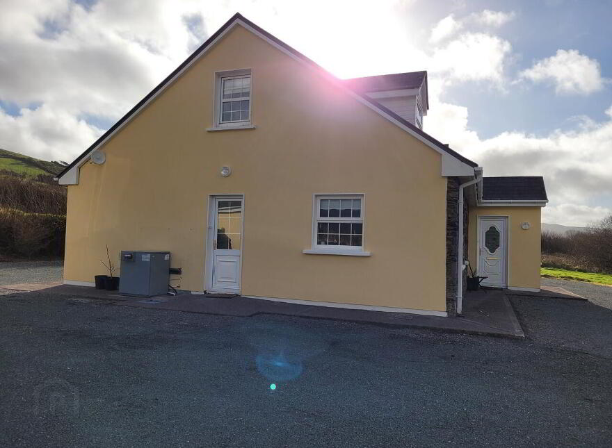 For Sale - Castlequinn Lodge, Gortmore, Kells, Cahersiveen, V23HX59