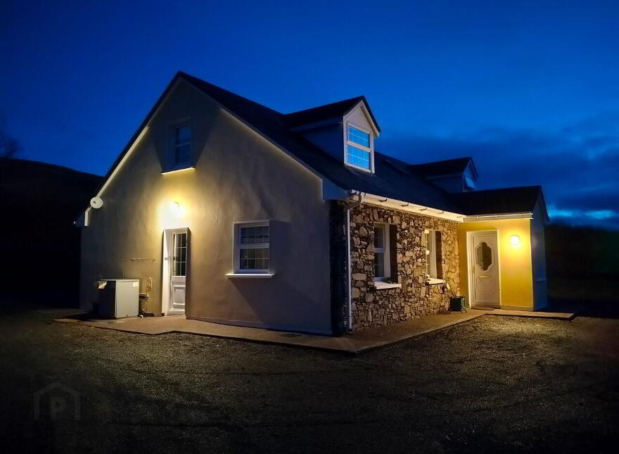 For Sale - Castlequinn Lodge, Gortmore, Kells, Cahersiveen, V23HX59