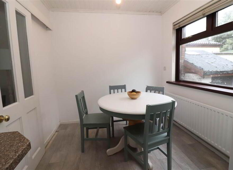 42 Mandeville Avenue, Hillhall Road, Lisburn, BT27 5AL