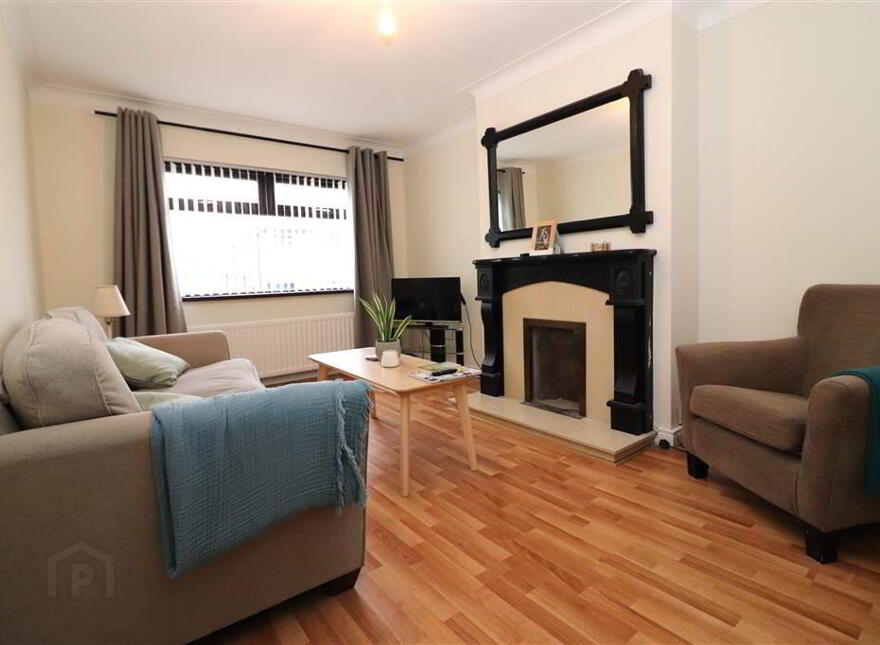 42 Mandeville Avenue, Hillhall Road, Lisburn, BT27 5AL