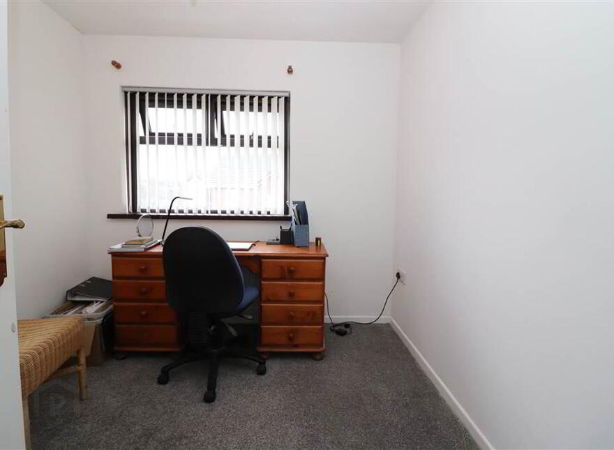 42 Mandeville Avenue, Hillhall Road, Lisburn, BT27 5AL