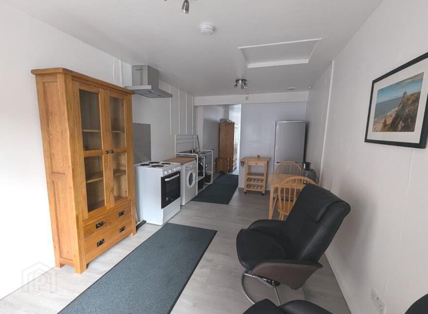 Maisonette, 12 Mill Street, Coleraine, BT52 1PB