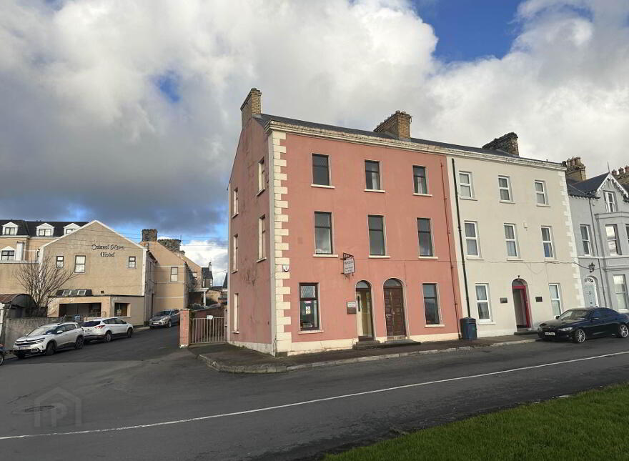 1 Montgomery Terrace, Moville, F93FA0P