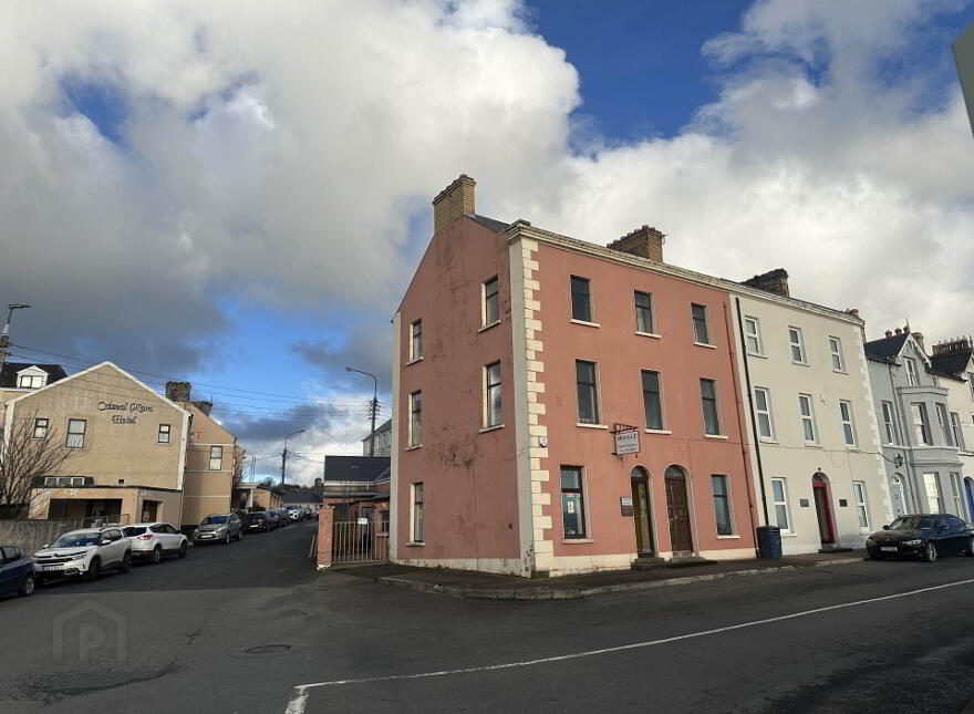 1 Montgomery Terrace, Moville, F93FA0P