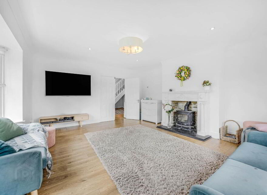 Three Roses, Posie Row, Kinsealy, Dublin, D17CX26
