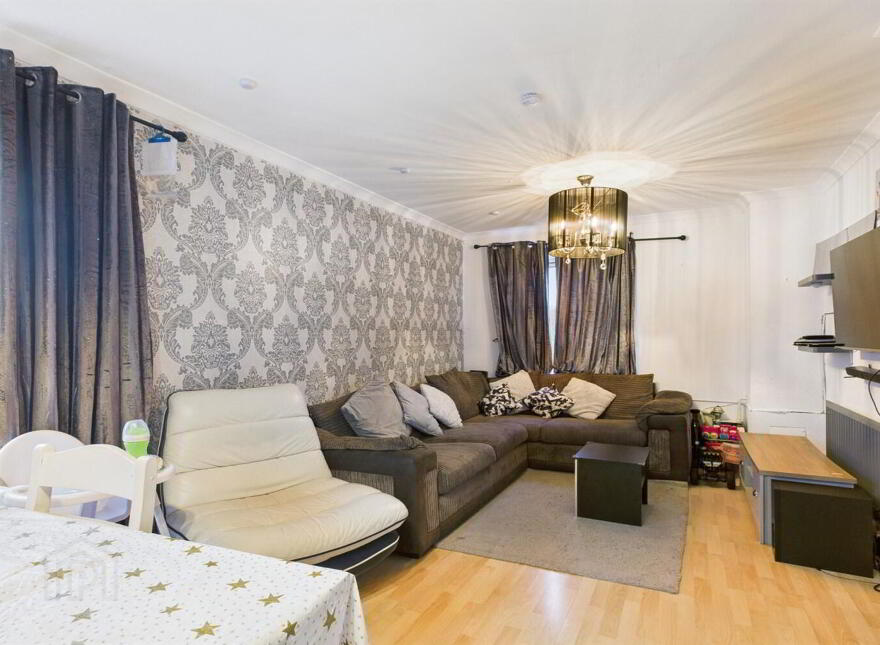 38h Drumart Lodge, Belfast, BT8 7ET