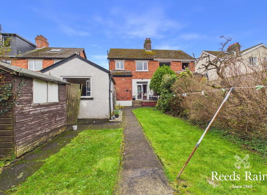 8 Mount Merrion Gardens, Rosetta, Belfast, BT6 0FW