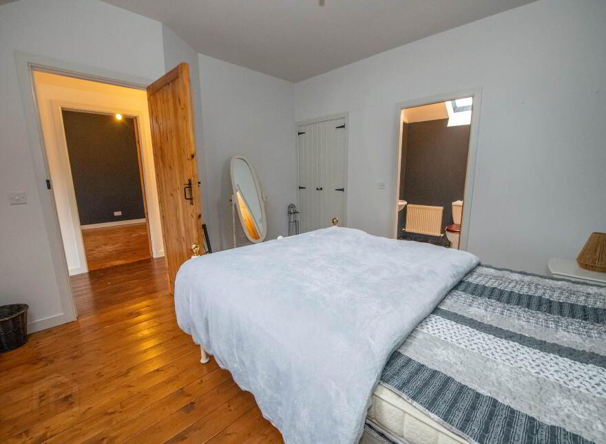 Blacks Glen, Ramelton, F92K3H6