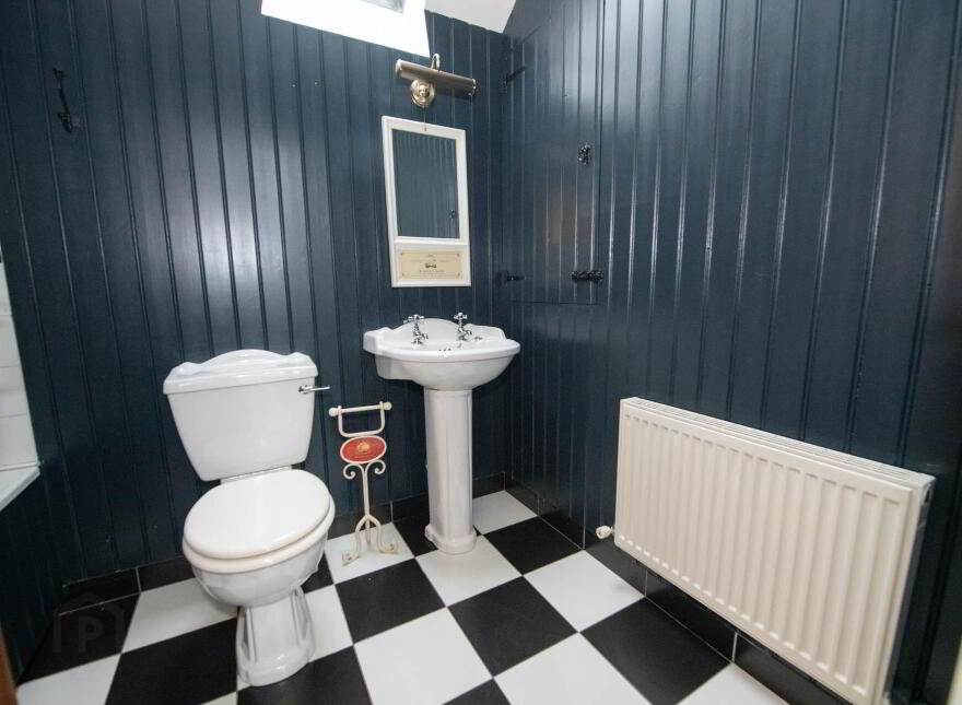 Blacks Glen, Ramelton, F92K3H6
