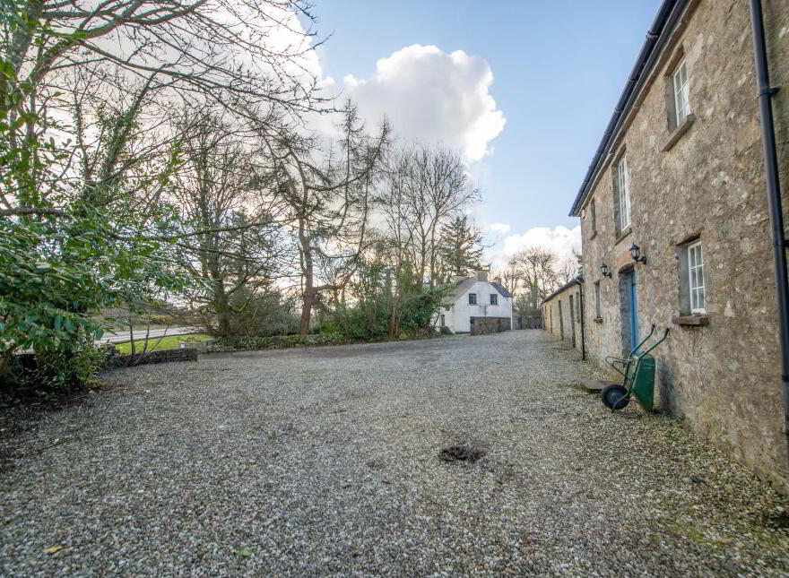 Blacks Glen, Ramelton, F92K3H6