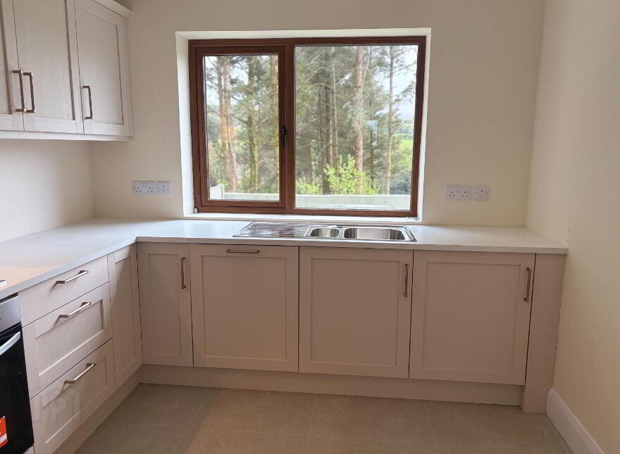 19 Carraig Naofa, Durrus, P75E407