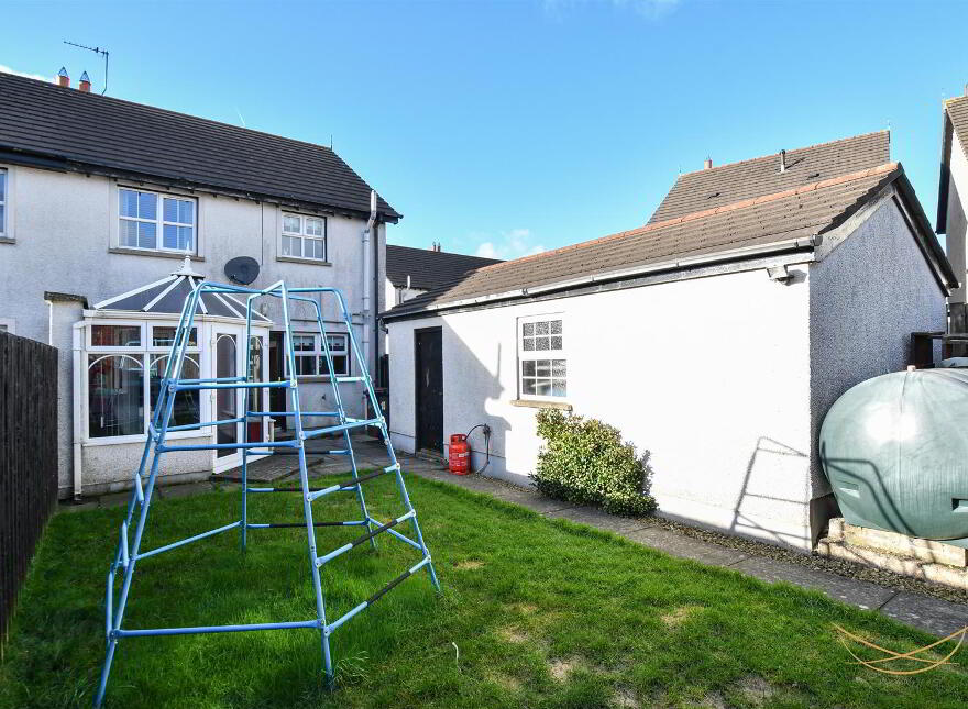 10 Huntingdale Crescent, Ballyclare, BT39 9YY