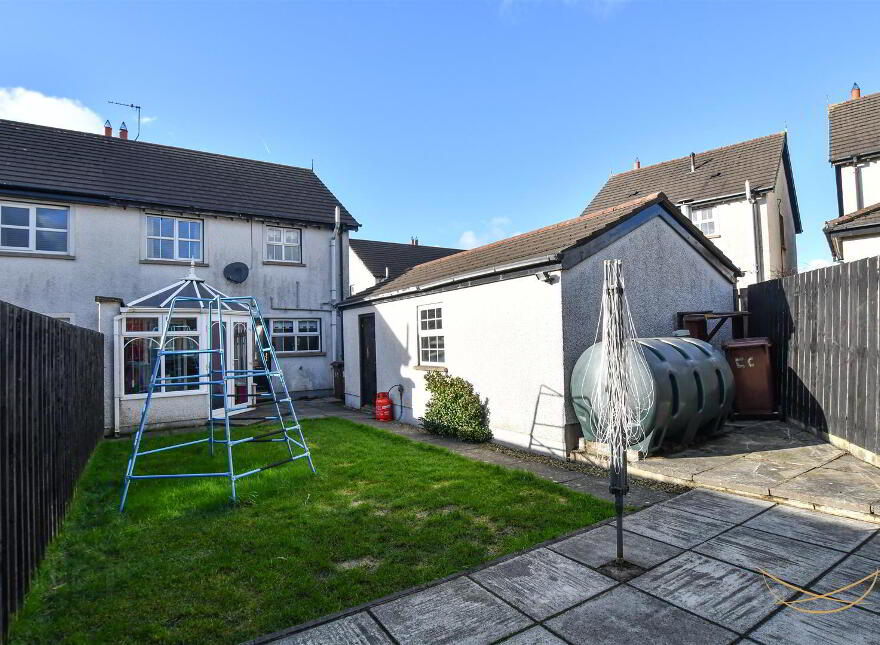10 Huntingdale Crescent, Ballyclare, BT39 9YY