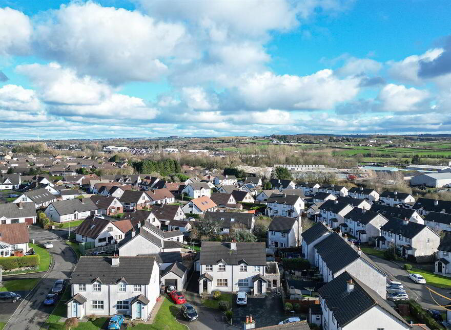 10 Huntingdale Crescent, Ballyclare, BT39 9YY