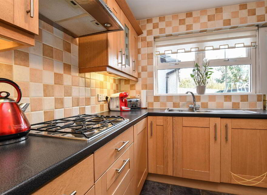 10 Huntingdale Crescent, Ballyclare, BT39 9YY
