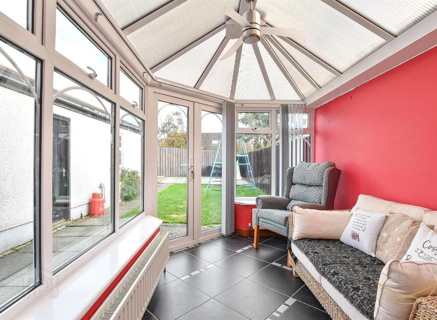 10 Huntingdale Crescent, Ballyclare, BT39 9YY