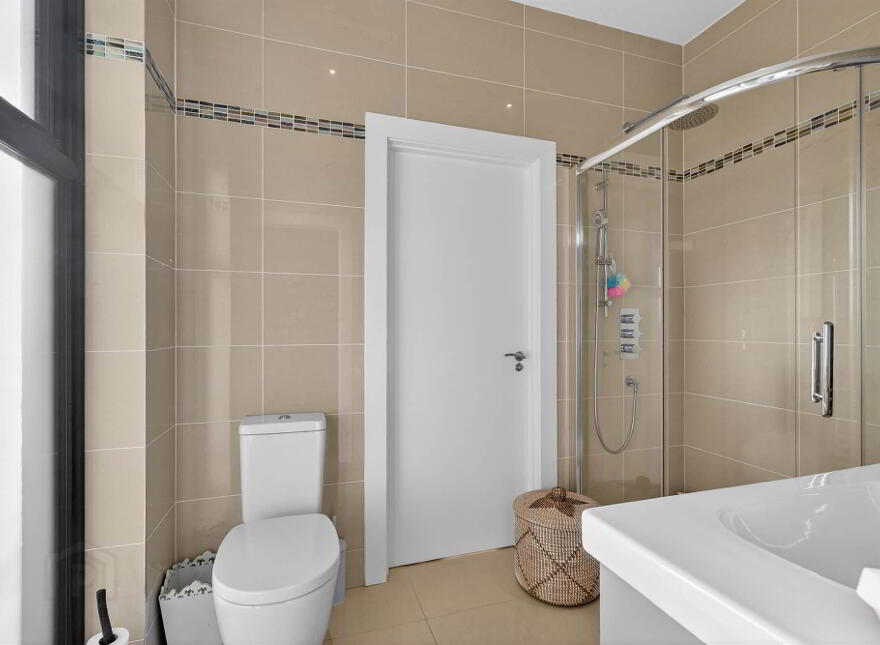 50 Limehill Road, Lisburn, BT27 5LR