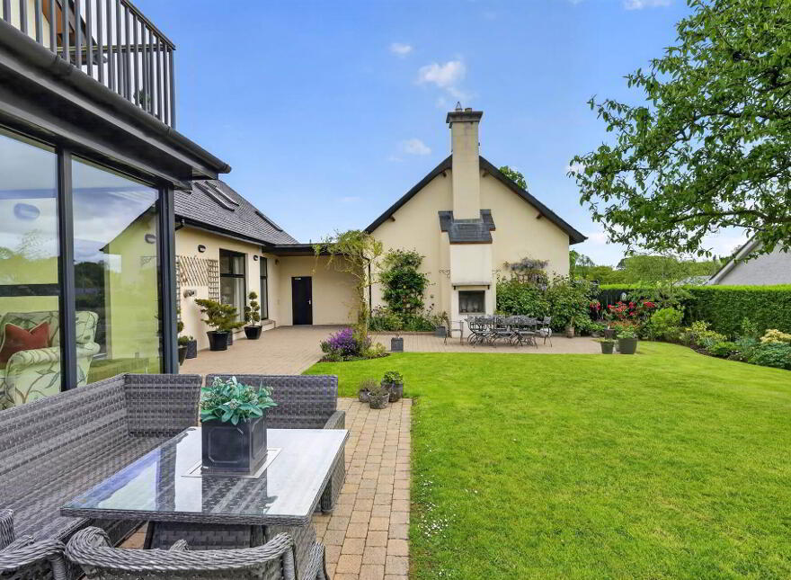 50 Limehill Road, Lisburn, BT27 5LR