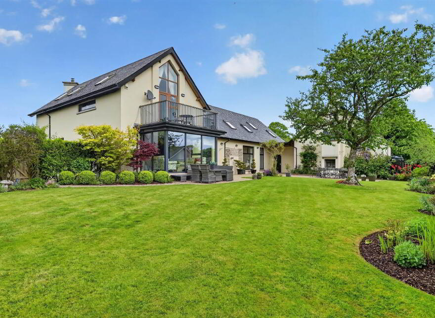 50 Limehill Road, Lisburn, BT27 5LR
