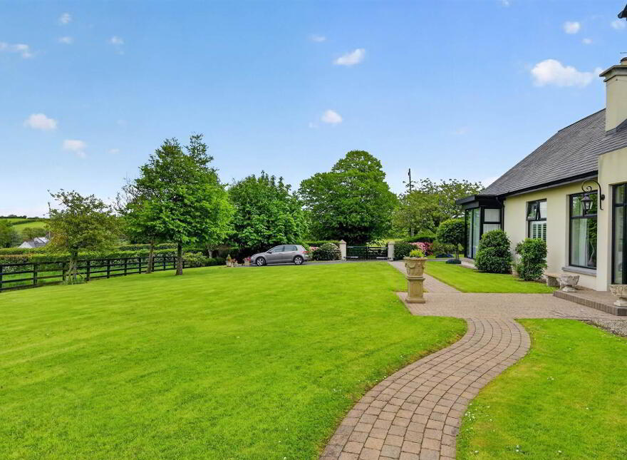 50 Limehill Road, Lisburn, BT27 5LR