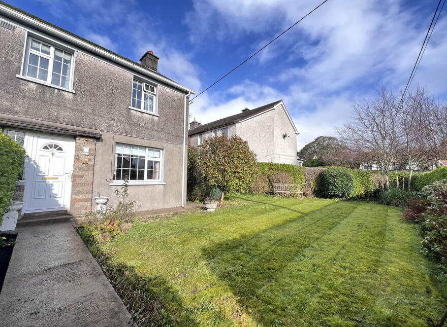 38 Pearse Park, Clonmel, E91K880