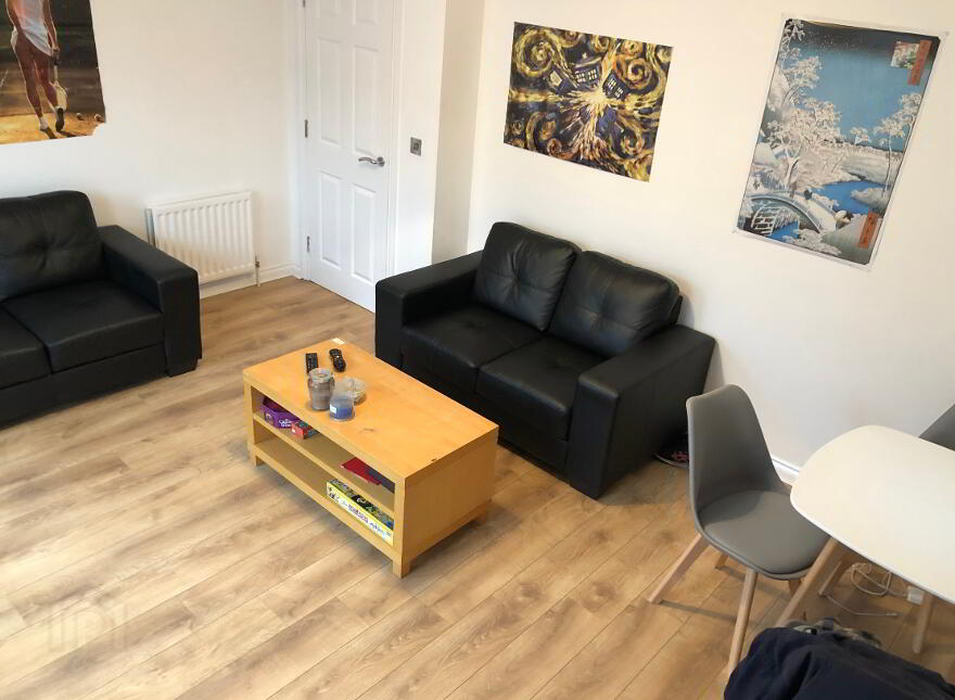 Apt 6-2A Eglantine Gardens, Belfast, BT9 6EZ