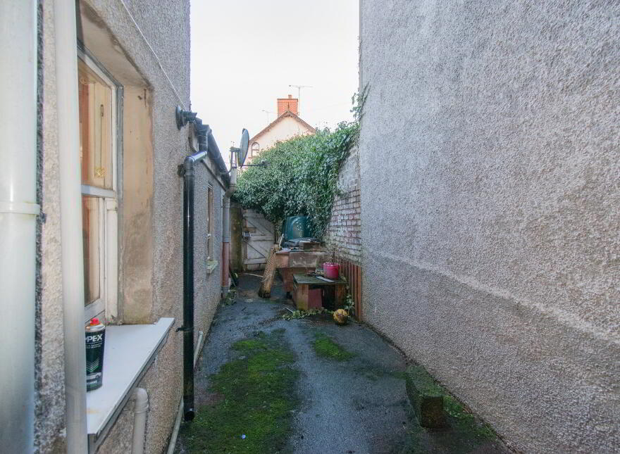 33A & 33B Clonavon Terrace, Ballymena, BT43 5BG