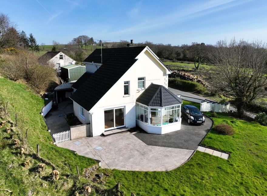 42 Topped Mountain Road, Enniskillen, BT94 3DD
