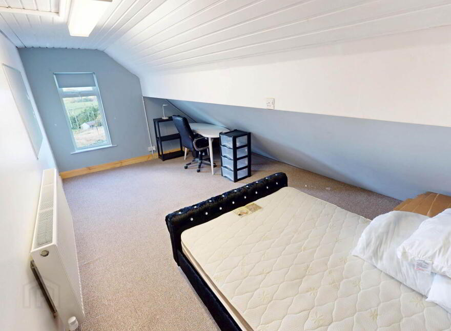 42 Topped Mountain Road, Enniskillen, BT94 3DD