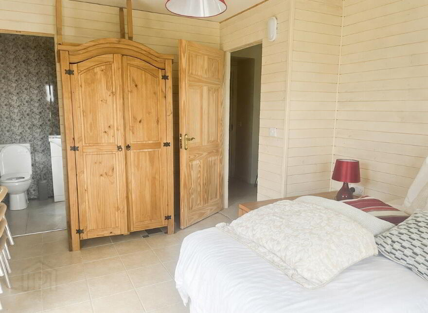 44 Kilmore Quay Cottages, Lisnaskea, BT92 0DZ