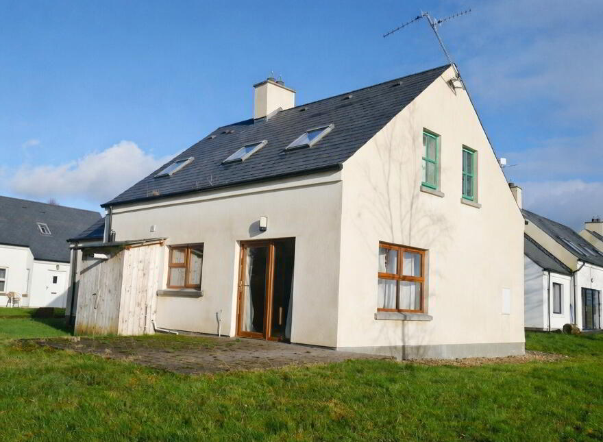 44 Kilmore Quay Cottages, Lisnaskea, BT92 0DZ
