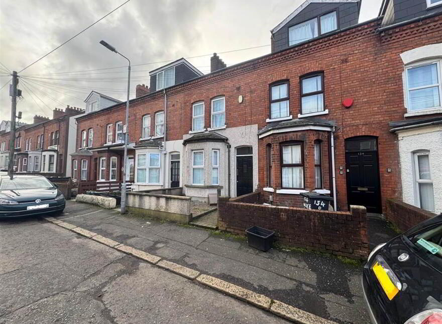132 Dunluce Avenue, Belfast, BT9 7AZ