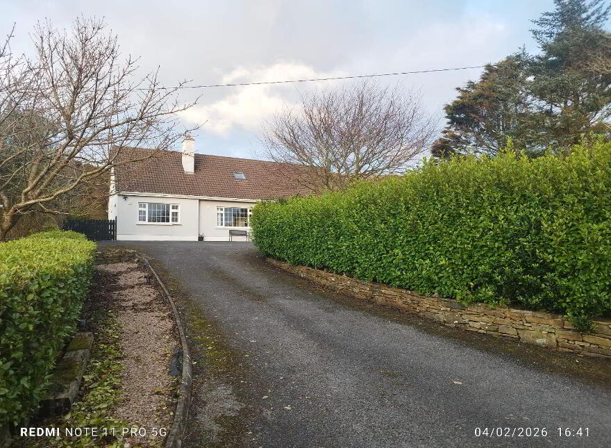 Rossfield House, Racecourse, Clifden, H71HT25
