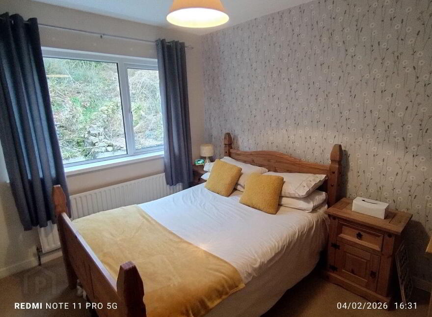 Rossfield House, Racecourse, Clifden, H71HT25