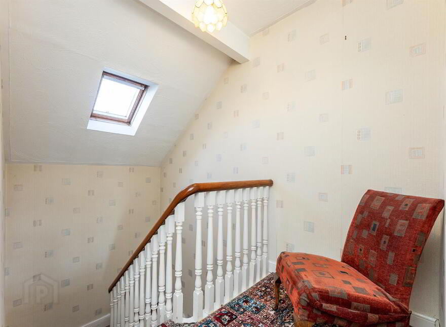 6 Chelmsford Place, Larne, BT40 1AF