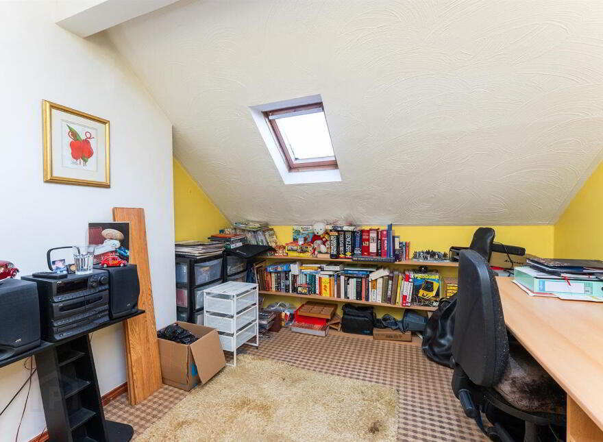 6 Chelmsford Place, Larne, BT40 1AF