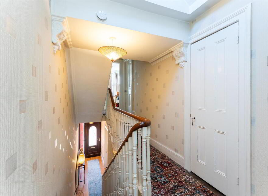 6 Chelmsford Place, Larne, BT40 1AF