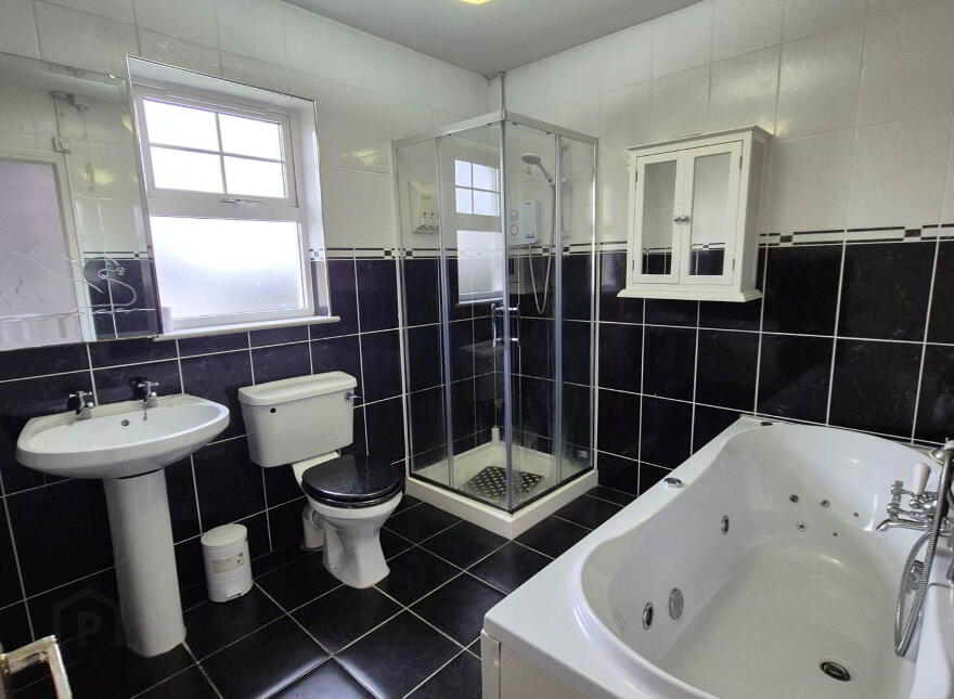 27 Solomons Manor, Letterkenny, F92T9W4