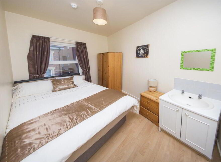 2 Belgravia Avenue, Belfast, BT9 7BJ