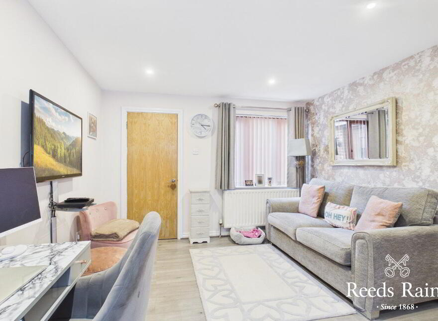 Flat 3 Millview Court, 351 Beersbridge Road, Belfast, BT5 5DS
