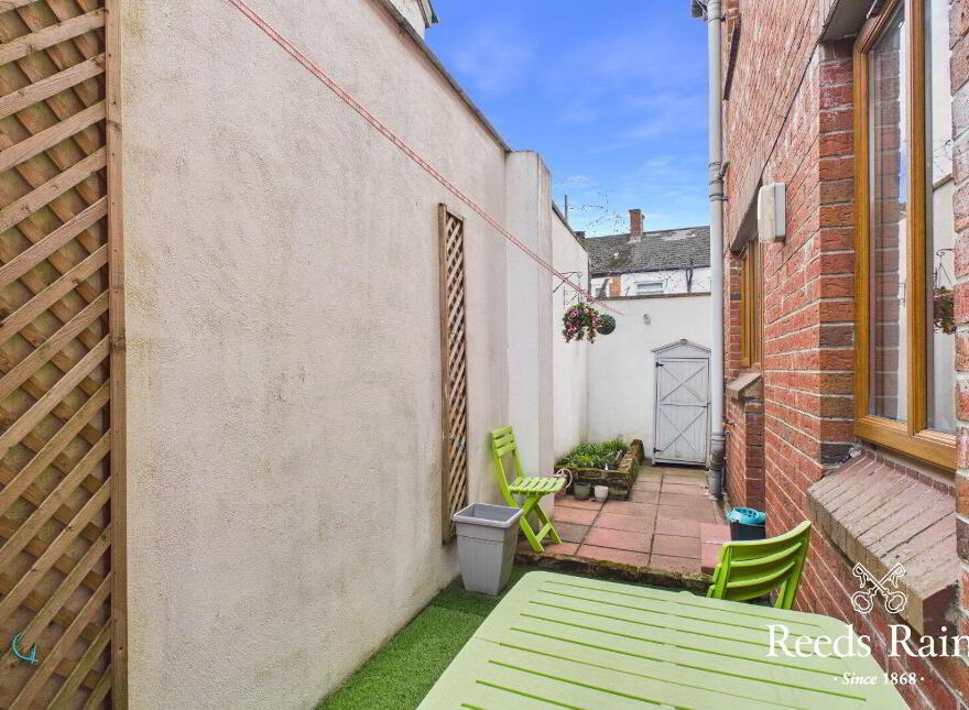 Flat 3 Millview Court, 351 Beersbridge Road, Belfast, BT5 5DS