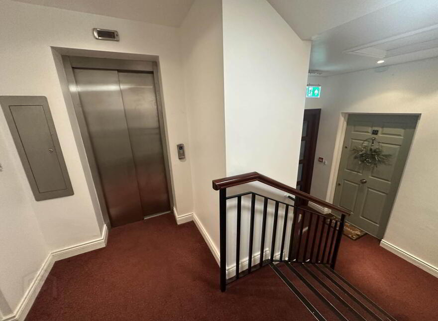 9 Pinetree Court Glen Road, Belfast, BT11 8BS