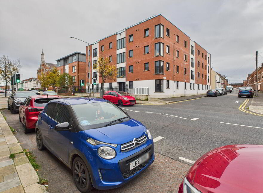 35 Castlereagh Street, Belfast, BT5 4AY